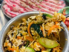 -欧巴炭烤肉오빠숯불구이(南京东路店)