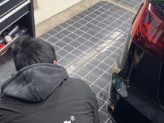 -鲨鱼皮汽车凹陷玻璃修复(静安店)