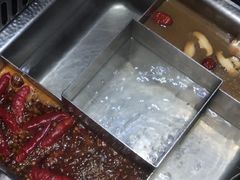 牛油辣骨汤锅底-巴奴毛肚火锅(商城路店)