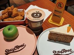 -StayReal Cafe(长宁来福士广场东八区店)