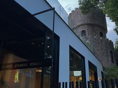 -J Create城市露营咖啡·简餐·宠物(上海动物园店)