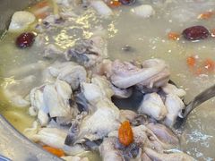 -光头药膳鸡(莱茵小镇店)