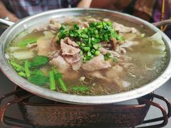 跷脚牛肉小锅-肖四女乐山跷脚牛肉(世博源店)