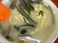 -三百碗宝应长鱼面(板仓街店)