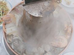 -一口猪海鲜浑锅·东北家常菜