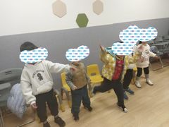 -瑞丁熊原版阅读(大华校区)