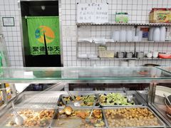 荤素快餐-护国寺小吃(左家庄店)