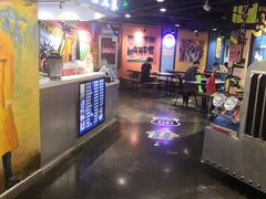 -第5大道精品休闲购物广场