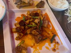 -隔壁老王·家常云南菜(花巷店)