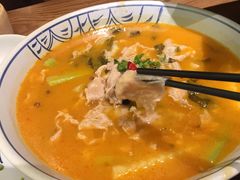 -云海肴·汽锅鸡·云南代表菜(天山百盛优客店)