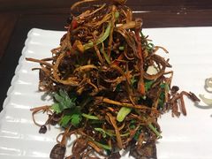 -鸿一饭店(隐秀路店)