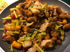 香辣牛蛙-小菜园新徽菜(苏州繁花中心店)