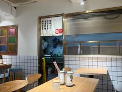 -红猪卤肉饭(大西洋美食城店)