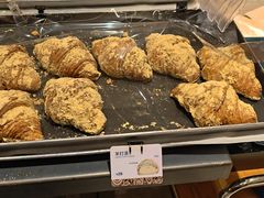 -OUR Bakery(中海环宇荟店)