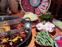 -周小明火锅(黑金冠社区店)