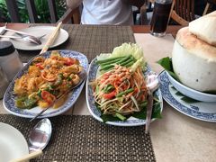 -卷心菜和避孕套餐厅(Pattaya)