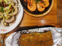 -老东镇啤酒屋海鲜加工·蒸汽海鲜·海鲜烧烤(台东店)