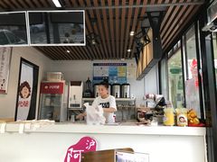 -沪上阿姨·精选茶饮(华强广场店)