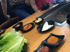 -肉甲韩国木炭烤肉(新壹街1店)