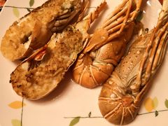 蒜蓉烤龙虾-艺厨风尚餐厅 · 桔钓沙莱华度假酒店