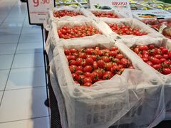 -家乐福(四元桥购物中心店)