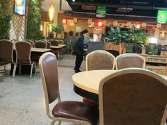 大堂-龙泉人椰子鸡.糟粕醋.海南菜(三亚旗舰店)