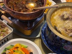 -关东小磨东北菜(上海长风大悦城店)