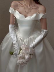 点击看大图 -GODDESS WHITE婚纱礼服(鹏城动力大厦店)