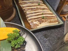 -草家酱蟹炭火烤肉店(珲春南路一店)