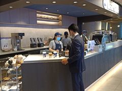 -瑞幸咖啡(大都会东方广场店)