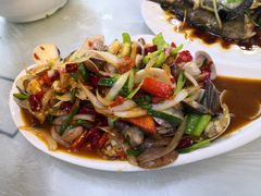 -覃记海鲜美食餐厅