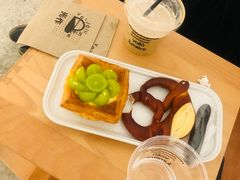 -光作面包Voila Lumiere(中山店)