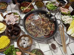 -重庆故事姊妹老火锅(财经学院店)