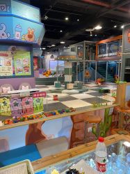 -卡通尼乐园(五彩世界店)