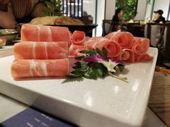 -尚尚仙·酸汤猪手·猪肚鸡火锅(华联万柳购物中心店)