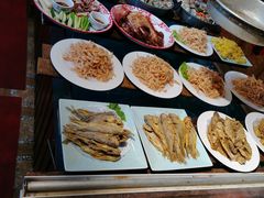 -闯关东东北农家菜(崂山石老人店)