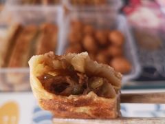 牛肉西芹-左邻右舍褡裢火烧(石榴园店)