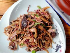 -小厨子私房菜·云南美食店