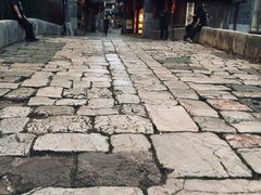 -正宗李家土鸡米线店
