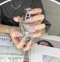 -NMS娜美莎美甲美睫皮肤管理中心