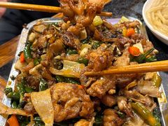 -鸿顺老铁锅美蛙鱼府(解放碑店)