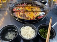 -铜元老码头鳝鱼火锅