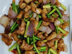 孜然鱿鱼-颐和海鲜饺子
