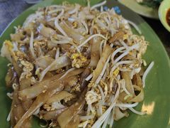 牛肉鸡蛋炒牛河-贞姨美食·老字号海鲜大排档