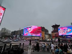 -黄兴南路步行商业街