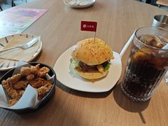 -必胜客(磁器口店)