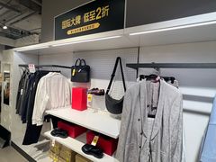 -唯品会(北京国瑞城店)