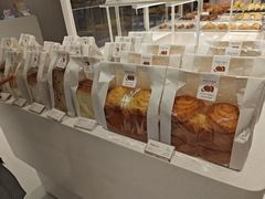 -好利来(上海长宁龙之梦店)