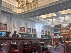 -秘密旅行Bonjour(黑金冠 江南西店)