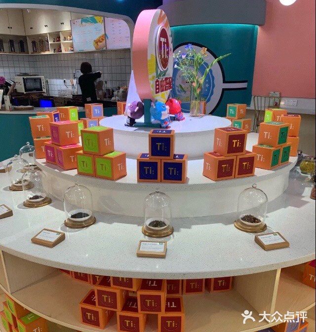 开启夏日狂欢，快来小猪帕克玩水吧！